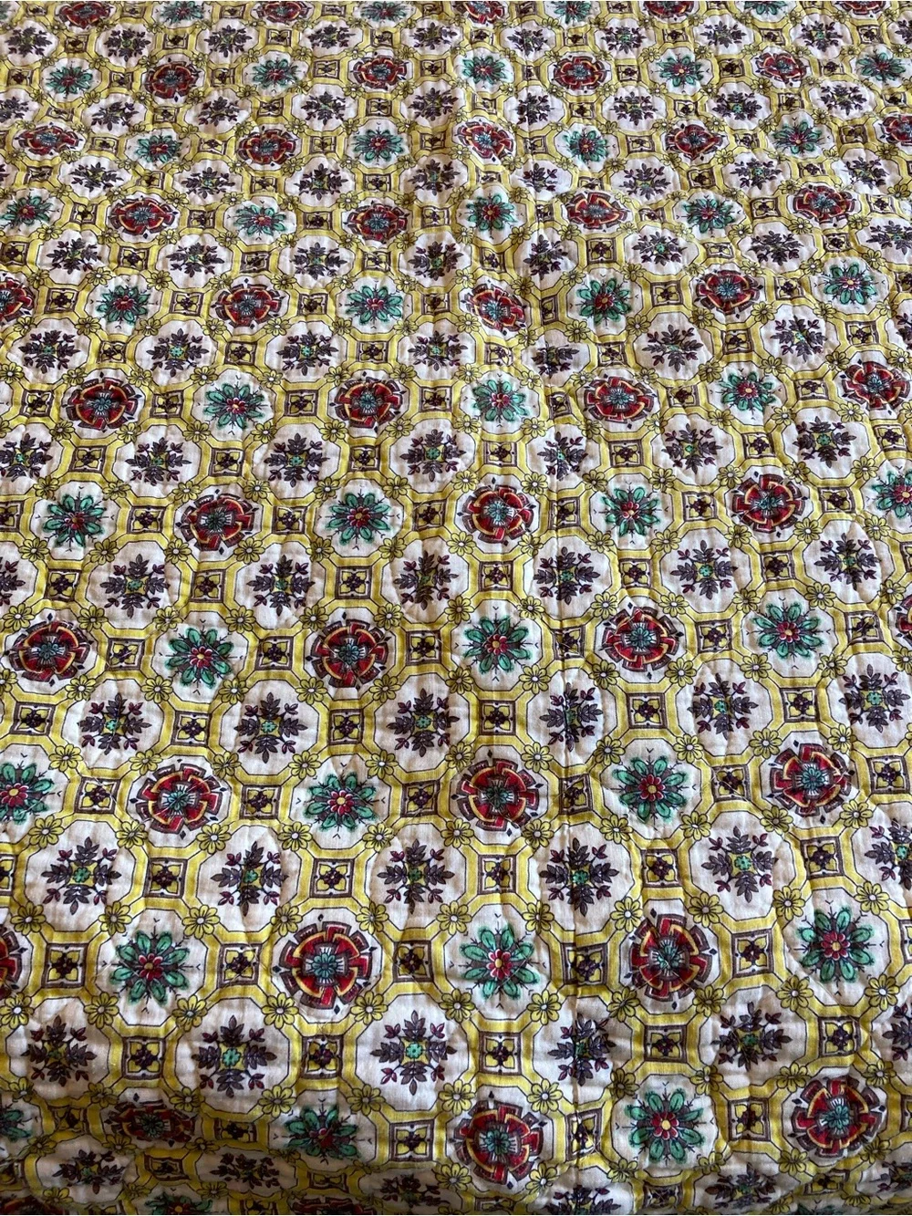 Vintage Olde Kentucky “Cheater Quilt”